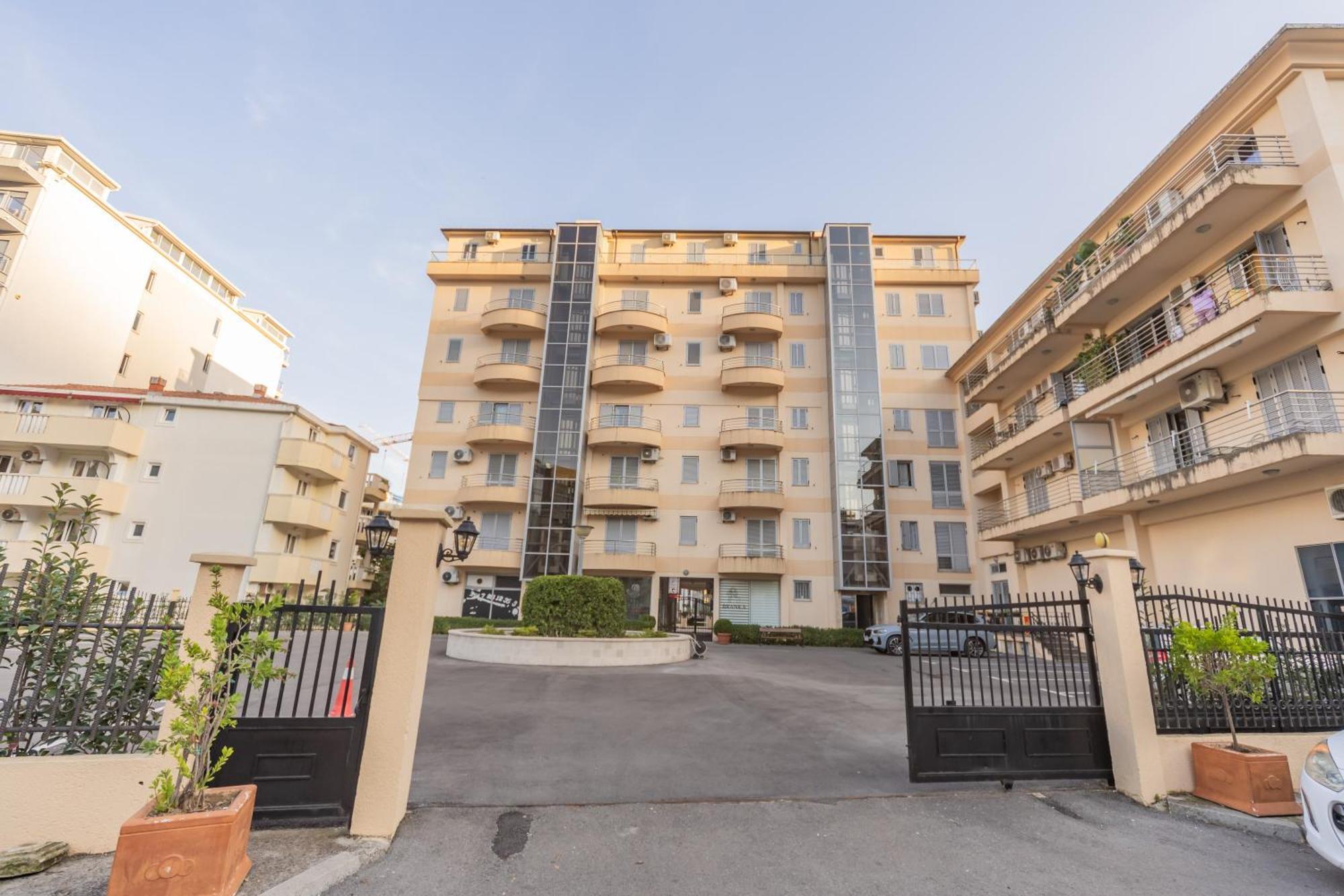 City Apartments Budva Exterior photo