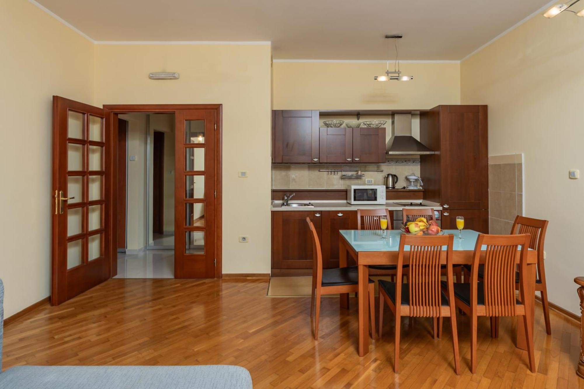 City Apartments Budva Exterior photo